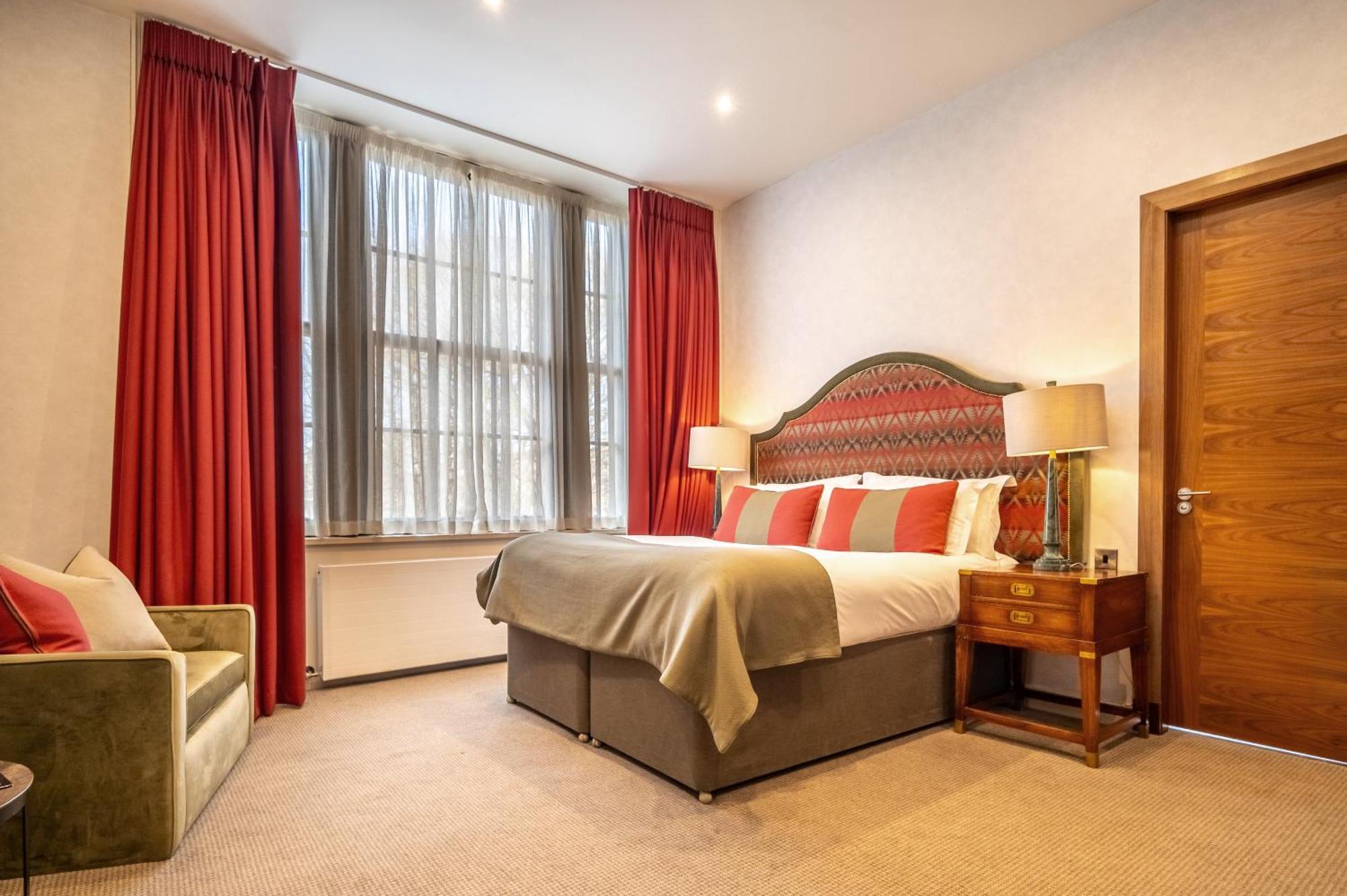 Hotel Kinnettles &
